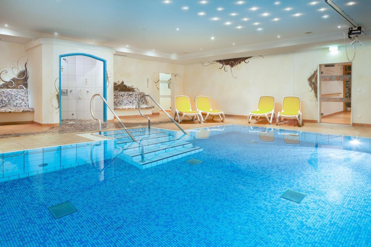 "Fewo Am Dorfplatz" - Annehmlichkeiten Von 4-Sterne Familien-Und Wellnesshotel Viktoria Koennen Mitgenutzt Werden Oberstdorf Eksteriør billede