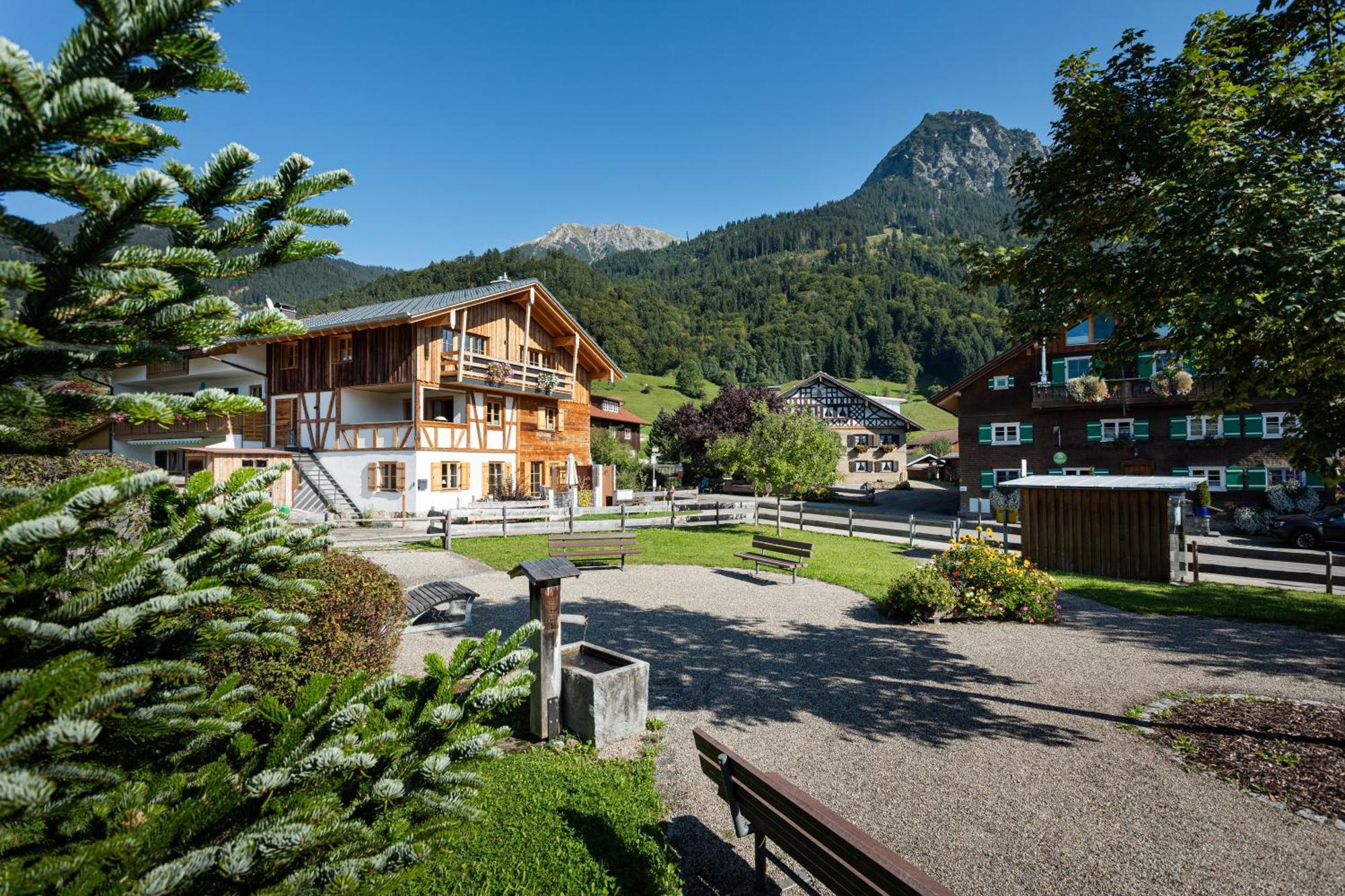 "Fewo Am Dorfplatz" - Annehmlichkeiten Von 4-Sterne Familien-Und Wellnesshotel Viktoria Koennen Mitgenutzt Werden Oberstdorf Eksteriør billede